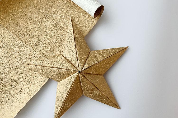 折り紙のリース風クリスマスオーナメントの作り方見たものクリップ