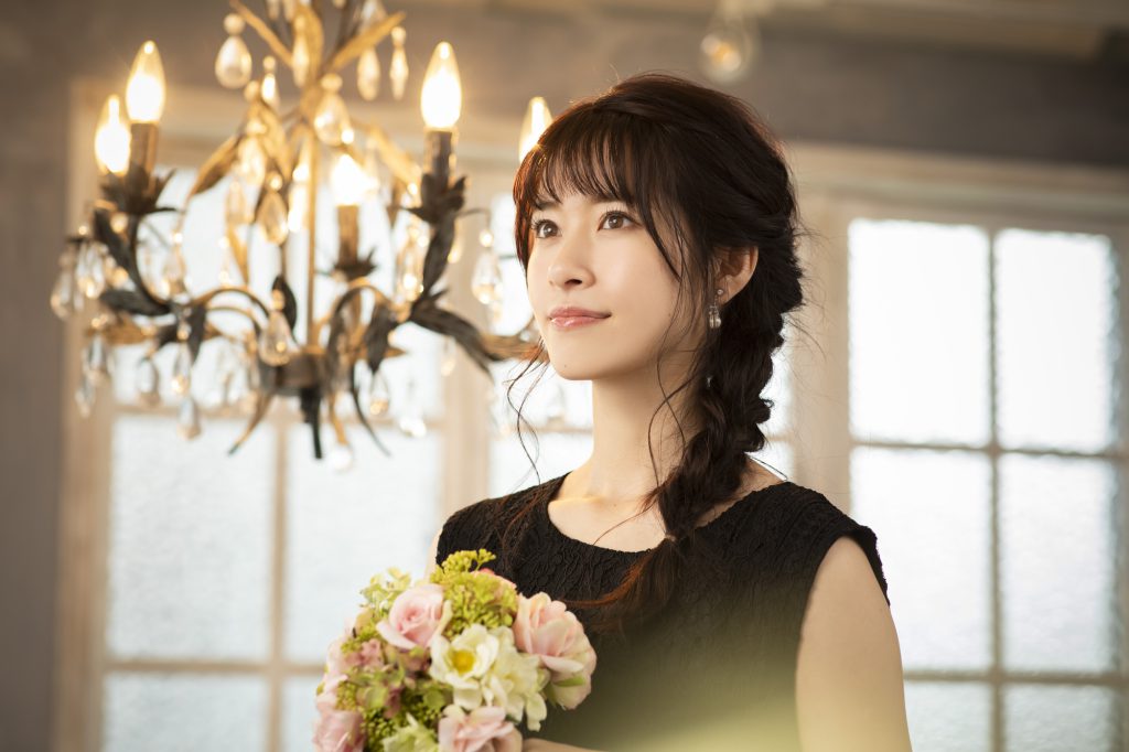 結婚式の髪型に悩んだら。お呼ばれマナーからおすすめヘアアレンジまでホットペッパービューティーマガジン