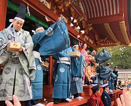 鶴岡八幡宮周辺で「第67回 鎌倉まつり」が2025 4 13 日 ・4 19 土 ・4 20 日 に開催！ 流鏑馬・行列巡行・パレード・交通規制・屋台など猫の道案内