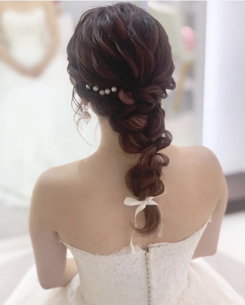 結婚式 髪型 おろしたまま ミディアムTikTok