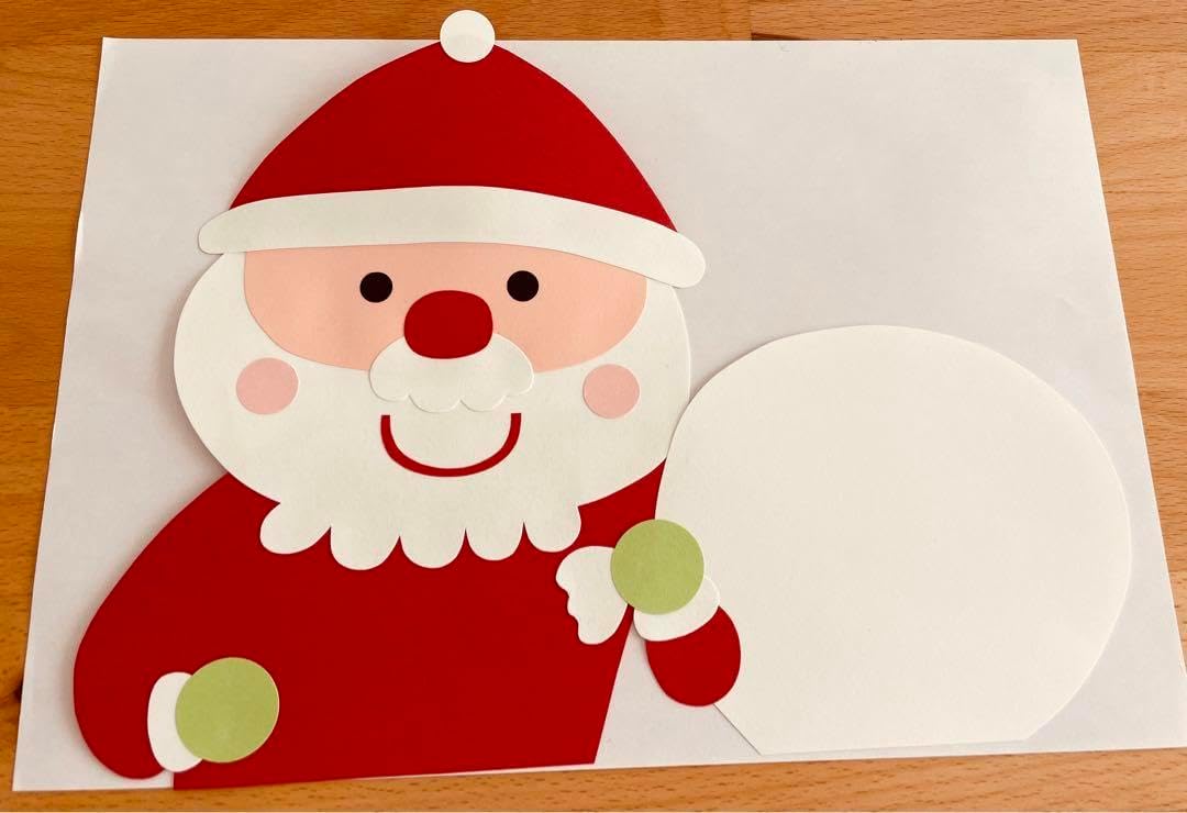 壁面に手作りクリスマスツリーで壁飾りInterior Design Box 海外の使えるインテリア術