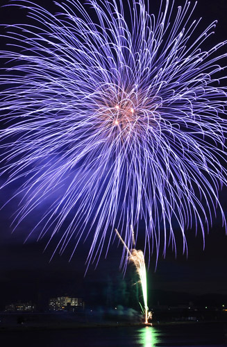 筑紫エリアの夏🎐🩵2025年の 夏祭りイベント📍春日市・大野城市・筑紫野市・那珂川市・太宰府市 の夏祭り情報をまとめてご紹介🍧🎶 屋台・ 花火・ステージ・ゲームそれぞれの地域らしさが詰まったお祭りばかり🎐✨ 📌気になるイベントは保存してチェック✓ 夏はあっ