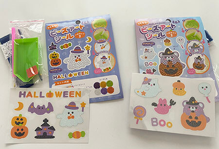 セリアで手軽にハロウィン気分♪ヴィンテージ＆ナチュラルデザインのシールが可愛すぎる暮らしのちいさな発見帳