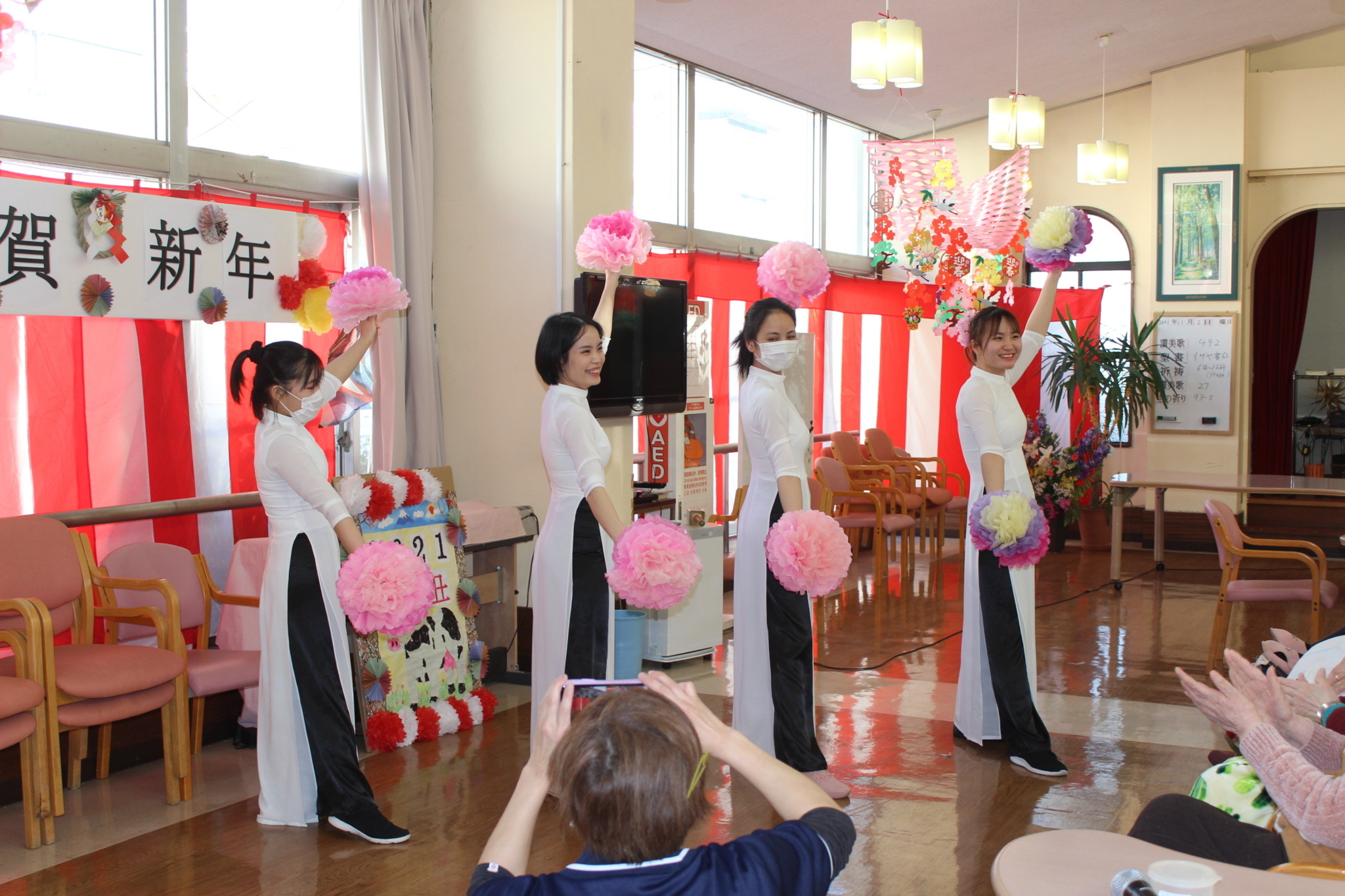 お正月の吊るし飾り 工作 明日の介護をもっと楽しく 介護のみらいラボ 公式