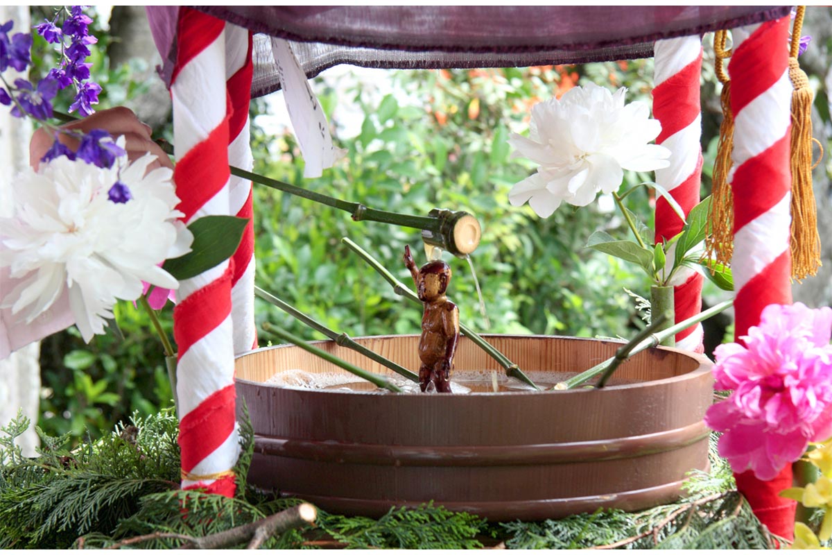 4月8日は花まつり！正式名は？何をする行事？なぜ甘茶を飲む？味は甘い？株式会社オマツリジャパン