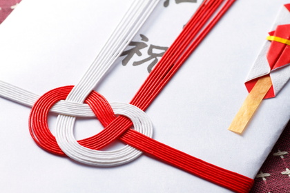 贈り物熨斗とは？水引とは？歴史から紐解くマナ