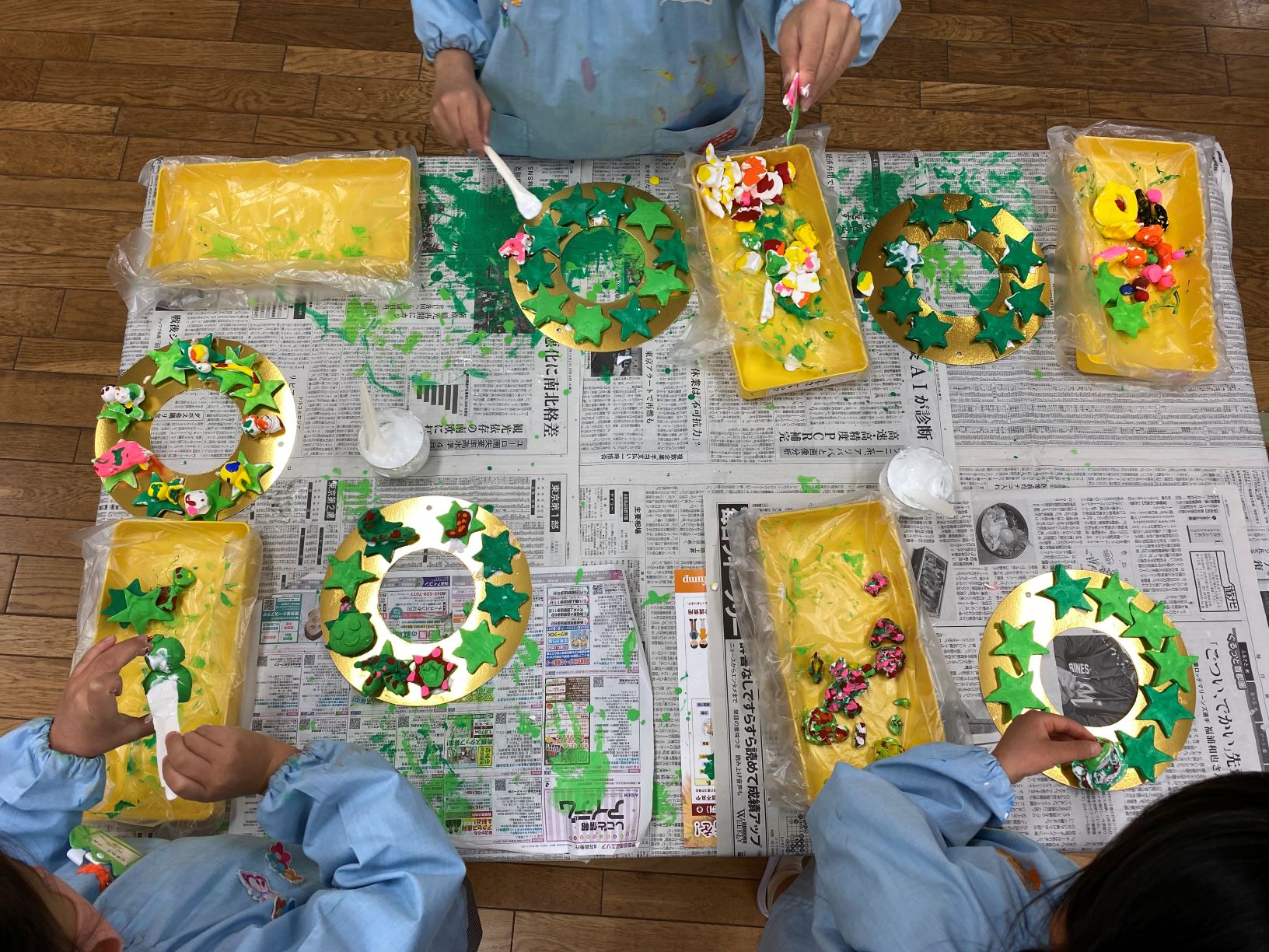 ０歳児ひよこ組クリスマス製作」 あざみ会社会福祉法人 あざみ会