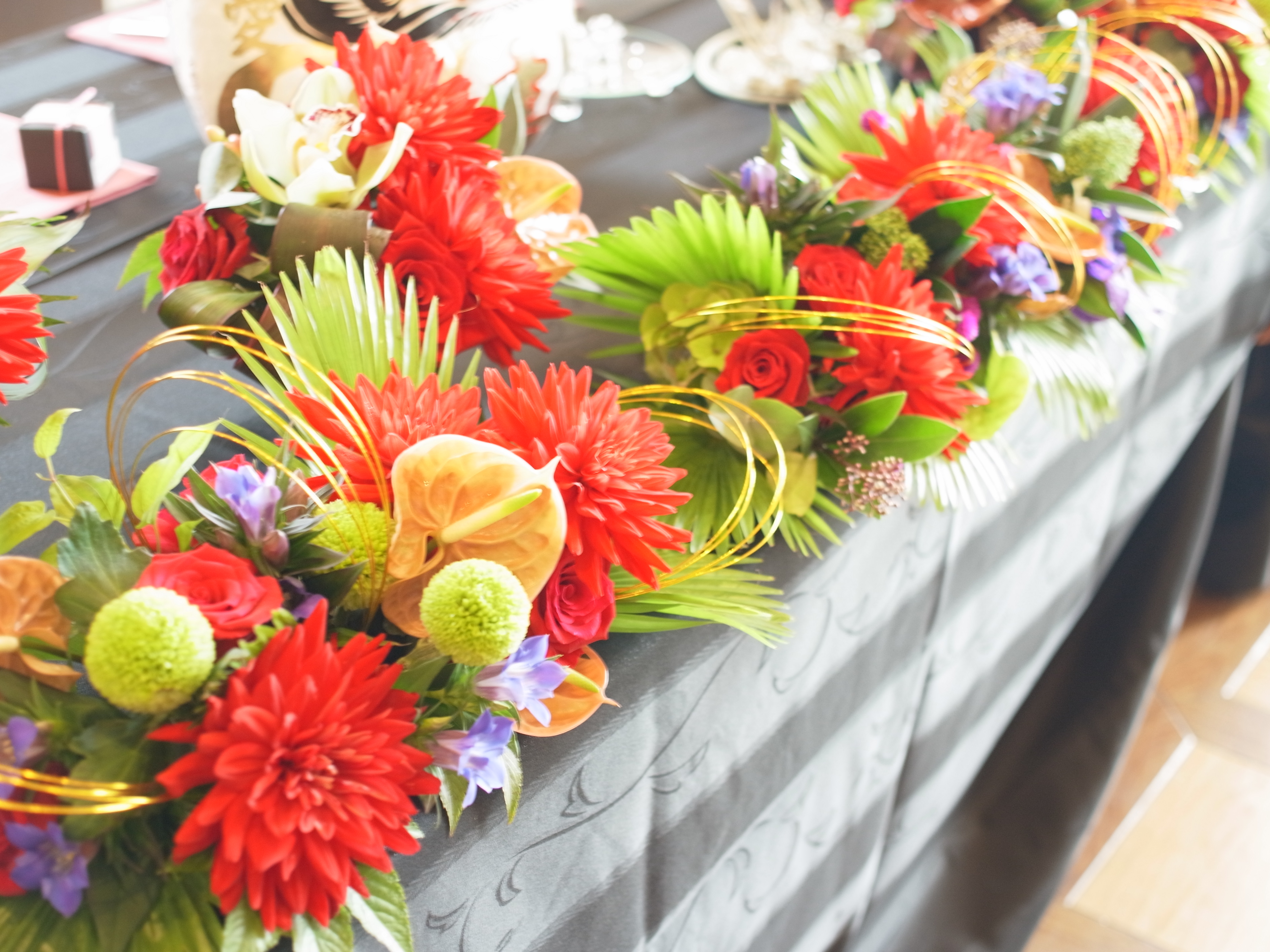 結婚式の装花 今年はオレンジやピンクが人気！？トレンドを徹底解剖みんなのウェディングニュース