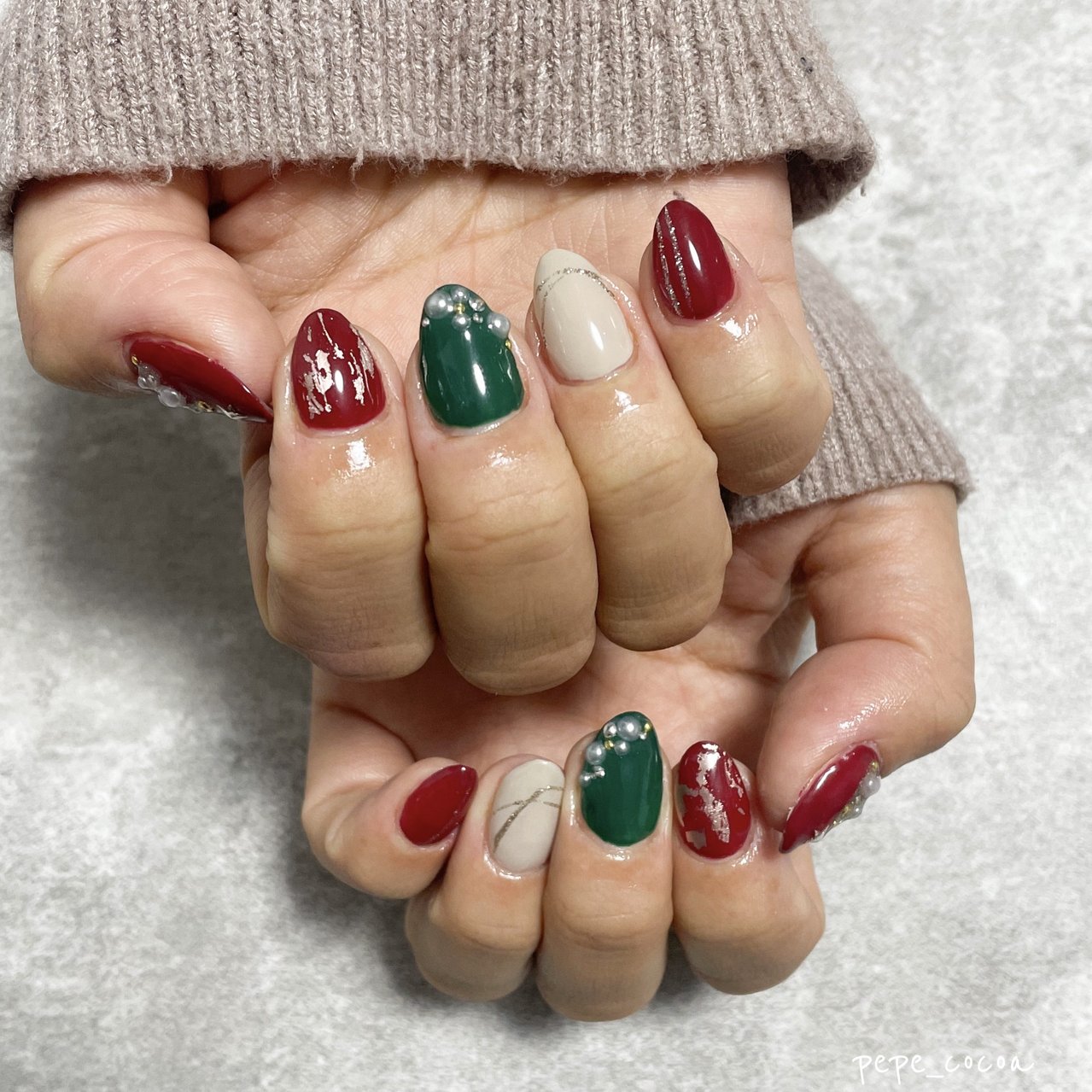 2025年秋トレンド シンプル クリスマスのネイルデザイン集人気順ホットペッパービューティ