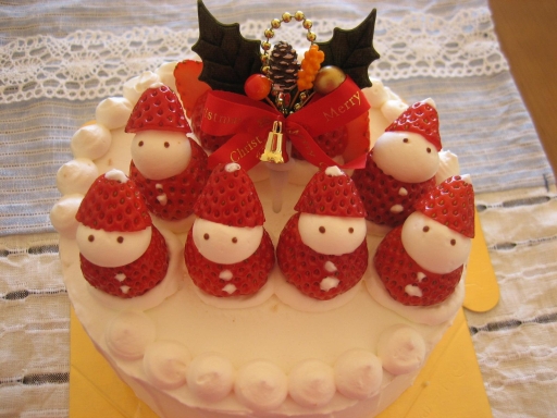 手作りケーキのお供に🎄もみの木 風 🎄,緑色じゃないので「風」にしてます💦 , , , こんにちは, 管理栄養士のここみです😊,@cocomi_oyatsu,, , もうすぐクリスマスですね, 息子はサンタさんへの手紙が, なかなか無くならなくてそわそわ, ,ちなみにサンタさんへの手紙って, みんないつどうしてるんだろ？？, 私は事前に回収する,