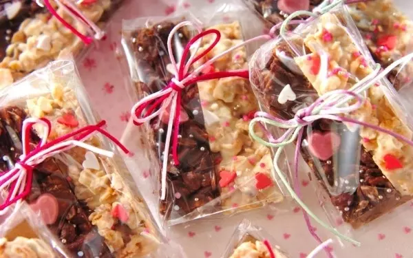 バレンタイン手作り 失敗しない簡単チョコスイーツレシピ 3選クラシル