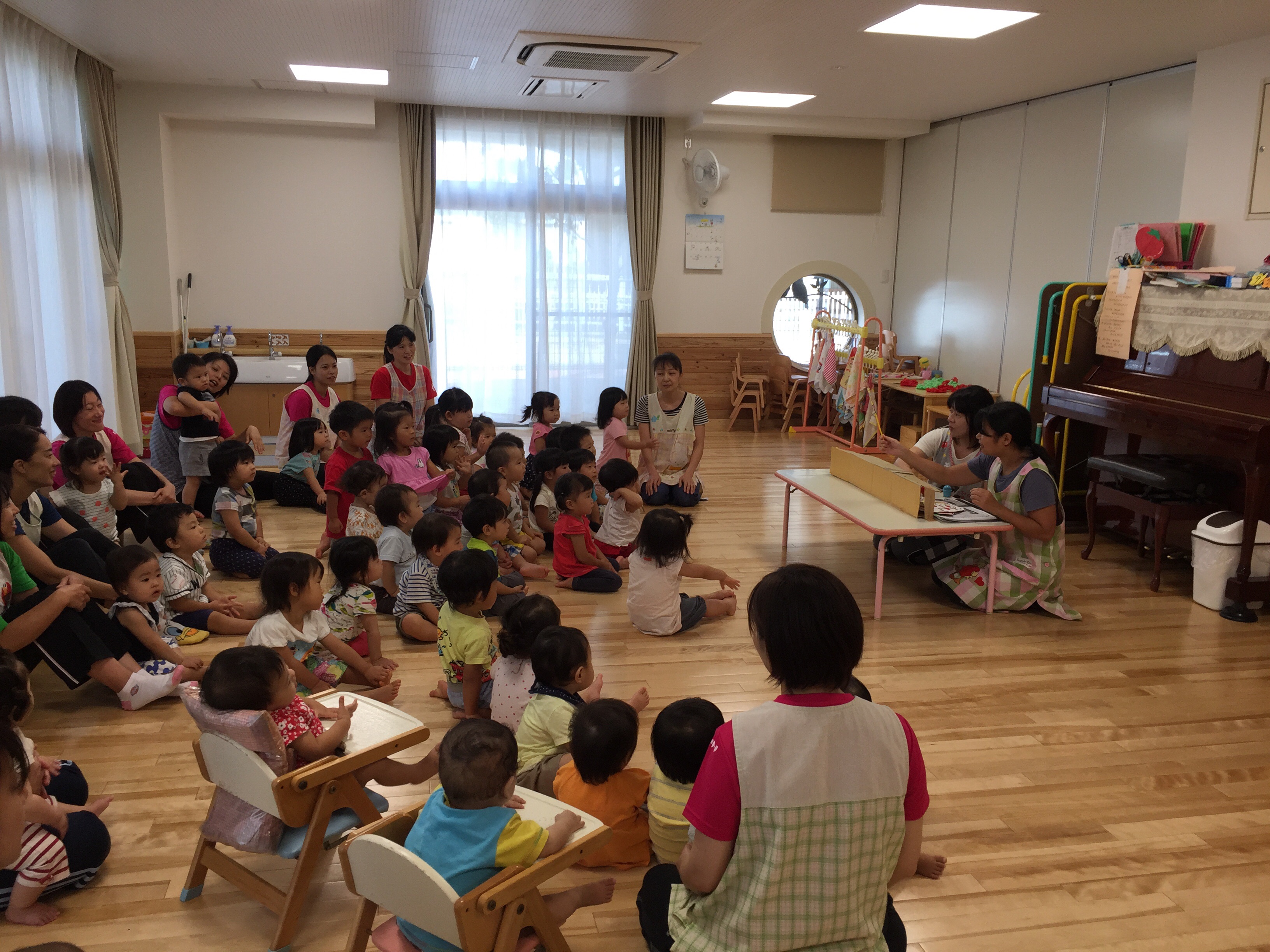 冬の誕生会の出し物アイデア〜季節にちなんだ小劇場アイデア7選！〜保育と遊びのプラットフォーム ほいくる