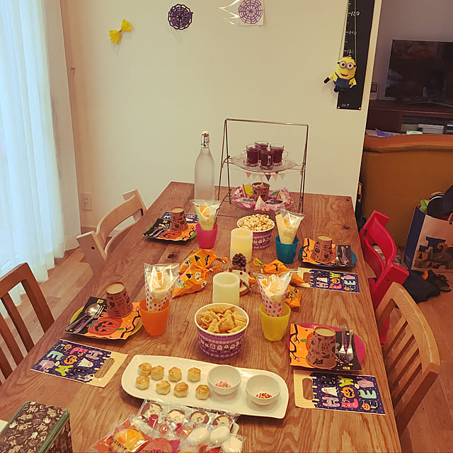 楽天市場クーポンで10%OFFハロウィン テーブルクロス 2サイズ 4柄 ハロウィン 飾り おしゃれ ハロウィン テーブル クロス テーブルウェアテーブルマット 食卓カバー デスクマット マット 食卓カバー ハロウィンパーティー インテリア PE製 108×225CM 137×180CM