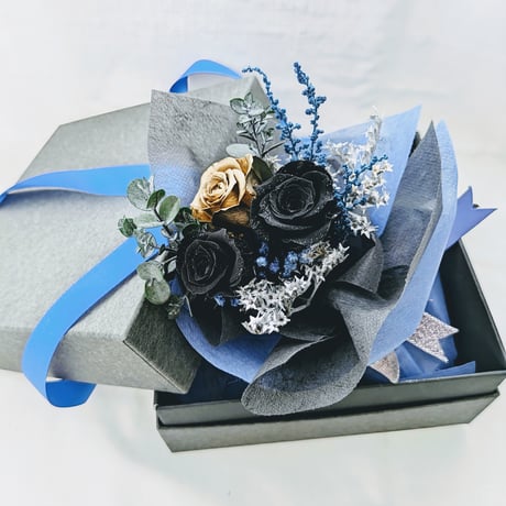 ワンホンブーケ 黒青 花束 お誕生日 青✖️黒の大人気ブーケで特別な
