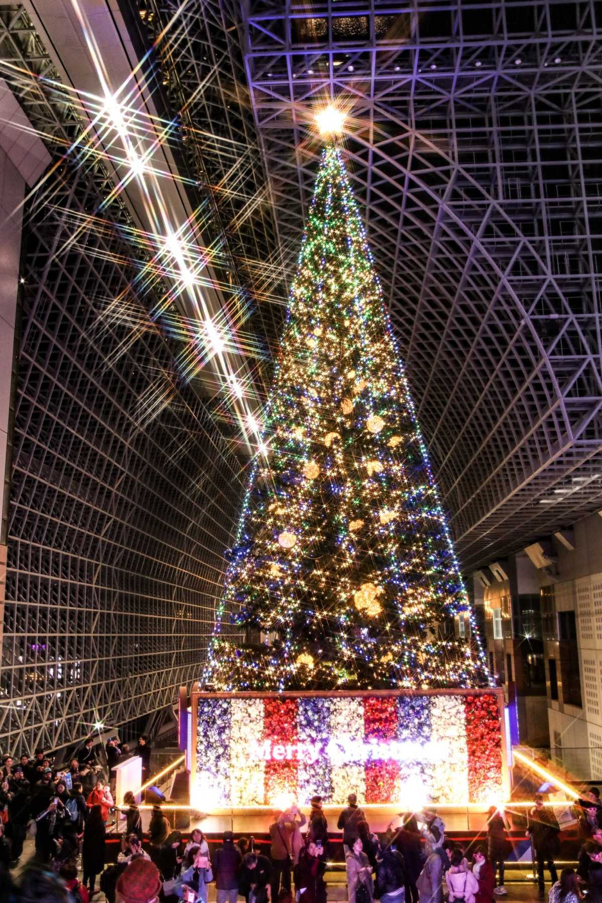 京都駅のクリスマスツリー 2019年京都旅屋