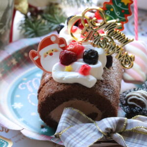 100均 クリスマス用デコレーションピックが可愛い -- オードブル・ケーキを簡単飾り付け！サンタや雪だるまなどえんウチ