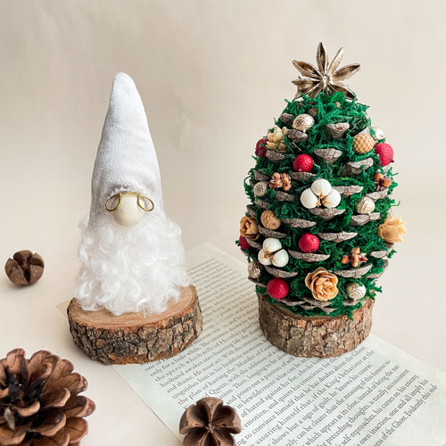 100均材料で「松ぼっくりツリー」を作りました！ クリスマスのハンドメイド・作り方紹介！LEE