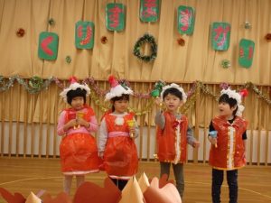 クリスマス衣装 手作り保育園TikTok