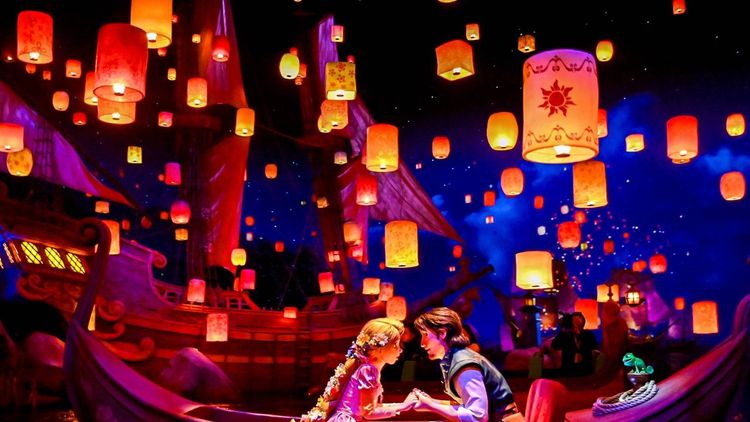東京ディズニーシー「ファンタジースプリングス」全貌公開 世界初アトラクション「ラプンツェルのランタンフェスティバル」ロマンチックな世界が最強の写真映え- モデルプレス