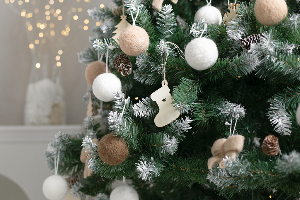 なぜクリスマスマスにツリー、クリスマスリースを飾るの？ - Little Rin