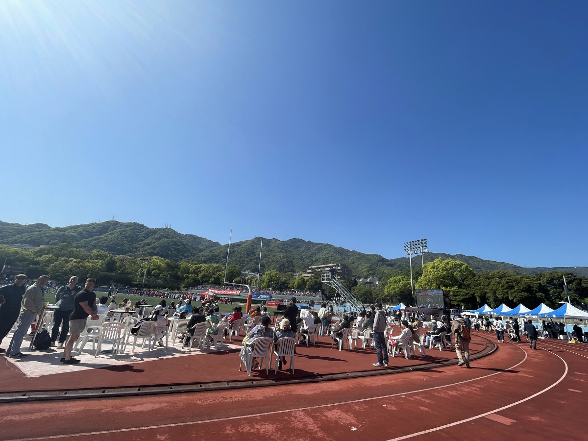 関学・関大・立命・京大のOBOGが結束！ テールゲートパーティー 5.25関西学生大会で大同窓会◎関学・関大・京大・立命のOB・OG会が テールゲートパーティーを共同開催 ☆ハドルご購読はプロフィール欄リンクから☆ @kgfighters @kaisers_football@kyoto.gangsters