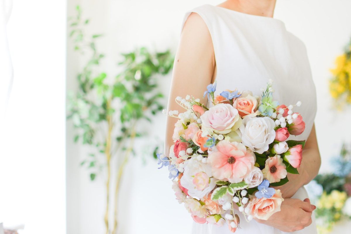 結婚式 ウェディングブーケ ブライダルブーケ ウエディングブーケ ウェディングブーケ 花嫁 キャスケードブーケ 造花 結婚式 二次会 披露宴アーティフィシャルフラワー 海外挙式 前撮り : ミットスウィーティー - 通販 - Yahoo!ショッピング