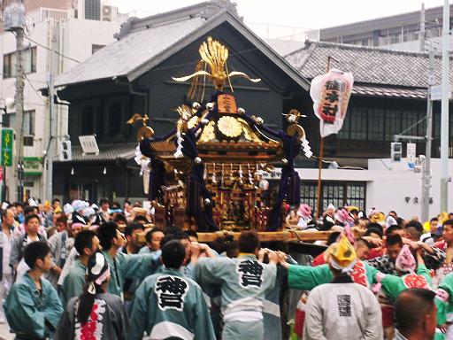 くらやみ祭り 5 小柳町、車返の山車です 毎年4月30日-5月6日 開催 住所 東京都府中市お祭り屋台山車彫刻龍参拝鳥居狛犬日本建築御朱印japanshrine東京府中くらやみ祭り暗闇祭り小柳町山車車返山車