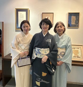 浴衣生地風の涼しげな立体マスク パープル 花&ストライプ柄 紫 和装・洋装 蝶 手作りマスク 布マスク kimi 通販12000070Creema クリーマ