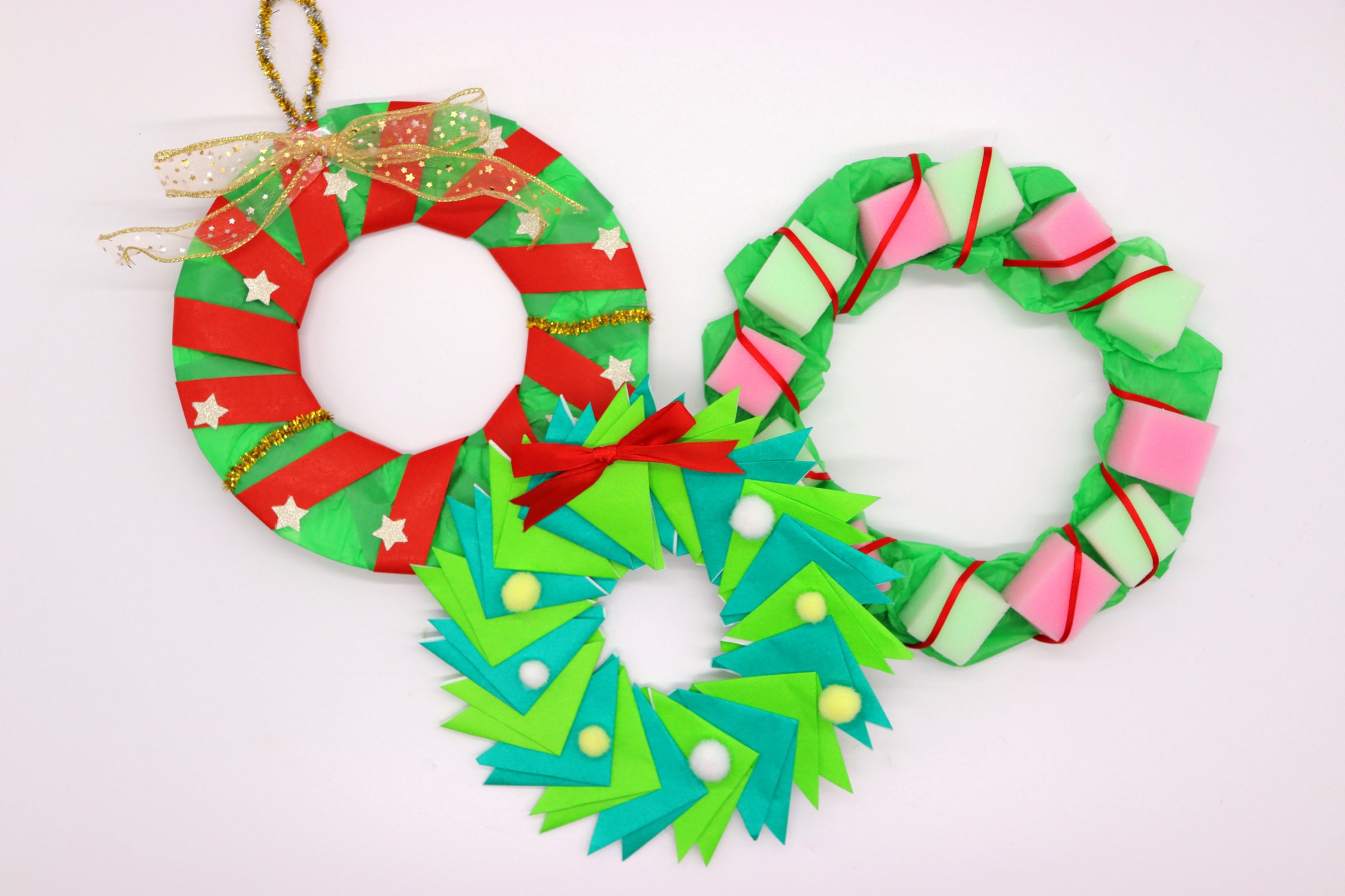 クリスマス トイレットペーパーの芯で簡単にできる！おしゃれな「クリスマスリース」-工作 ASOPPA！レシピ - あそっぱ