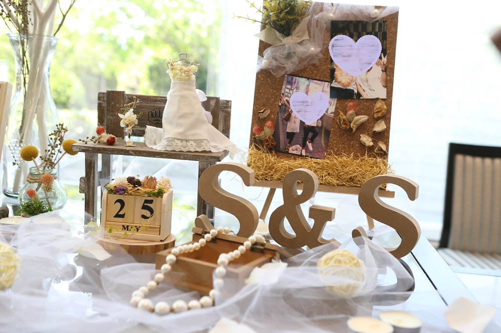 ウェルカムボードや受付装飾 手作りグッズ のアイデアをご紹介☆ – ￼大阪の結婚式情報