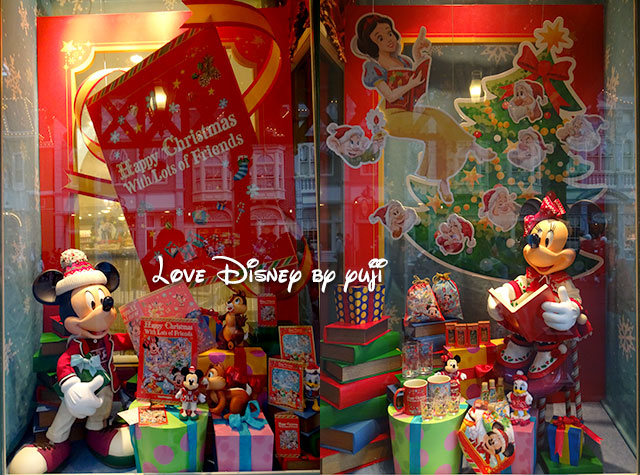 クリスマスショーウィンドウ ディスプレイ城照明 Christmas Tree in ニューヨーク : ショーウインドウ