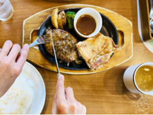 ひらかたもより市に「ワークセンター小路」のブースが出店してる。昨年に続いて2回目。駅構内に並んだ手作りの製品を見てきた - 寝屋川つーしん