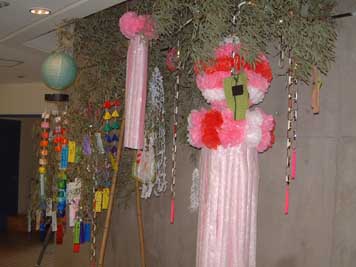 七夕の吹き流しを折り紙で作ろう！お洒落な七夕飾りの作り方もご紹介ドドヨの腹ぺこ自由帳