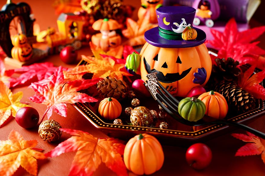 🎃👻✨ハロウィンパーティー2025 × 福山コロナワールド 10 1 水 ～10 31 金 開催💥 ＼高校生以下限定💡仮装して📸撮って！ ハッシュタグ 投稿でお菓子GET🍬 さらにコンテスト入賞者には豪華プレゼントも🎁 シネマ🍿 ボウリング🎳 温泉♨️アミューズメント🎮 ぜ