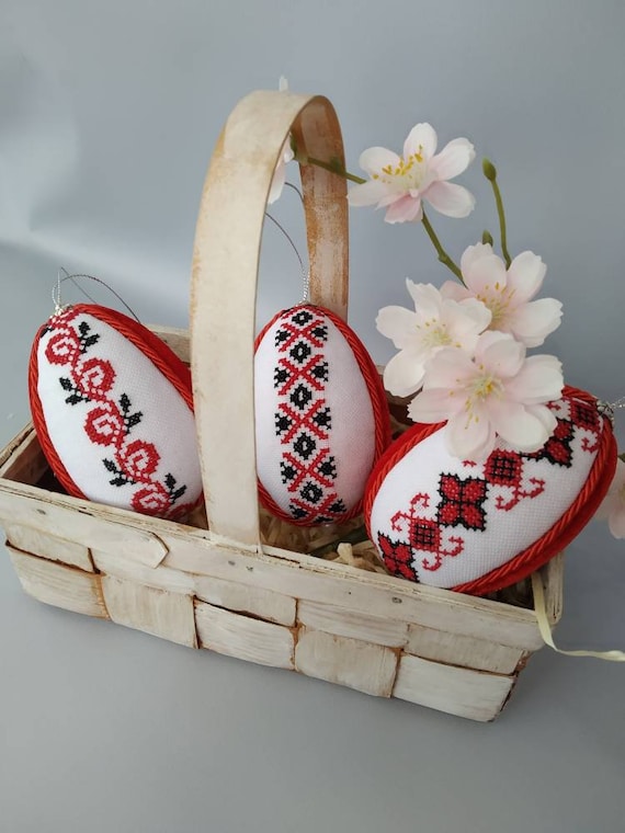 素敵なガーランドにもなる イースター 飾り イースターエッグ 24個 カラフルエッグ イースター 復活