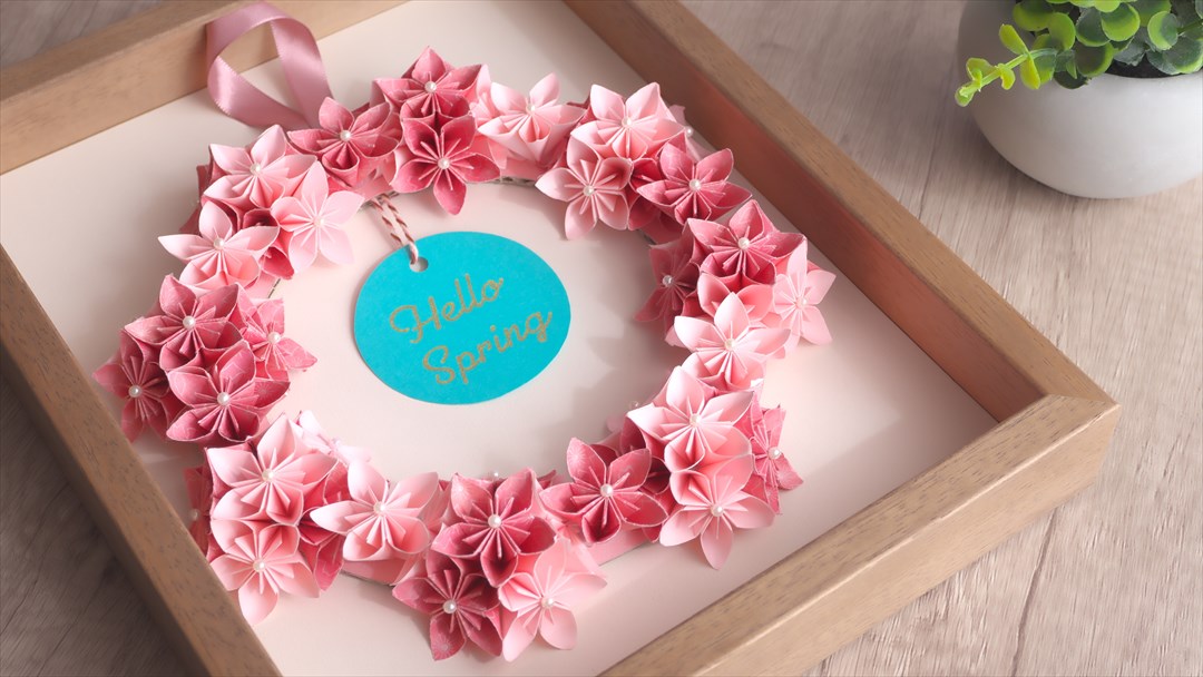 折り紙1枚でできる！ 『花束』の作り方💐✨ 母の日や父の日、誕生日や記念日にプレゼントしてみてはいかがでしょうか💝 詳しい作り方はプロフィールのリンクYouTube からご覧ください🌈折り紙 花束 花 ブーケ フラワー 母の日 父の日 誕生日 origami bouquet flower おりがみ おりがみぷらざ