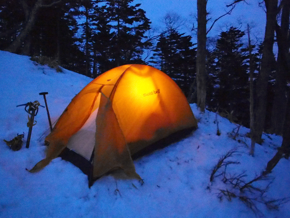 ガーランドライト５選 100均材料で作るガーランドの作り方も！ キャンプでのデコレーションに！ - ハピキャンキャンプ・アウトドア情報メディア