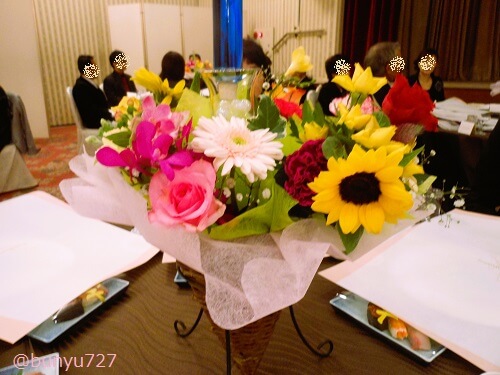 結婚式の装花を持ち帰ってもらうアイデア6選！ 披露宴後の活用方法結婚式場の選び方