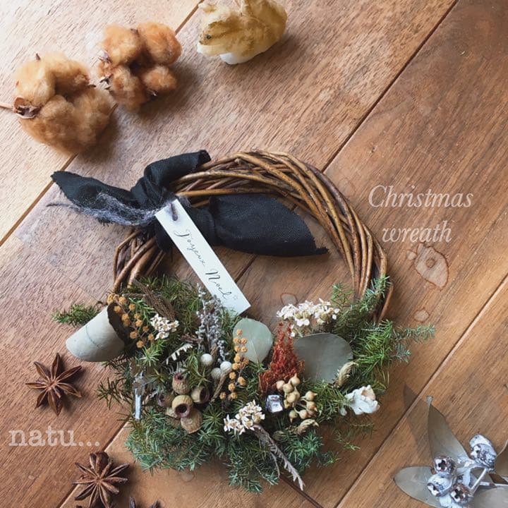 ◇モミの木と木ノ実いっぱいナチュラルリース◇クリスマスリース