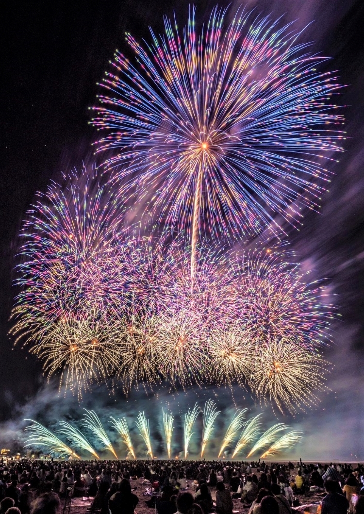 2023年花火大会 関東・関西の花火大会12選！水中花火やスターマインも見られる♪TABI CHANNEL