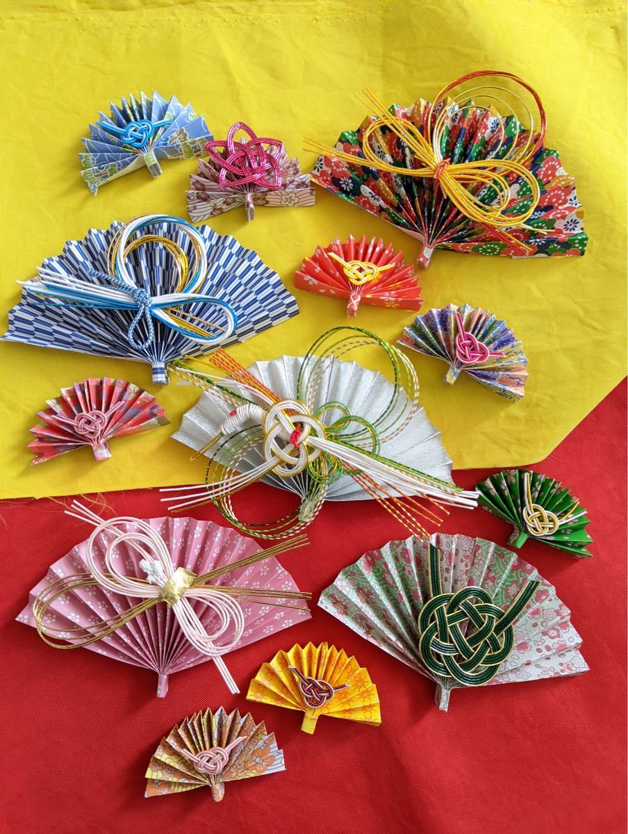 パッとひらく華やか扇〜お正月飾りにもオススメの製作遊び〜保育と遊びのプラットフォーム ほいくる