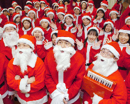 米軍、恒例の「サンタ追跡作戦」開始 専用サイトで現在地報告ロイタ