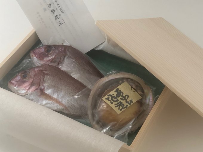 神饌と御神酒の順位と供える向き～神棚へのお供え品目一覧～神棚と日本