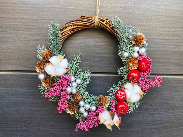 ダイソークリスマス飾りグッズ2025 リース&ツリー 100均手作りデコレーション実例やセリアも - 100均✖Sweetsレシピ‼