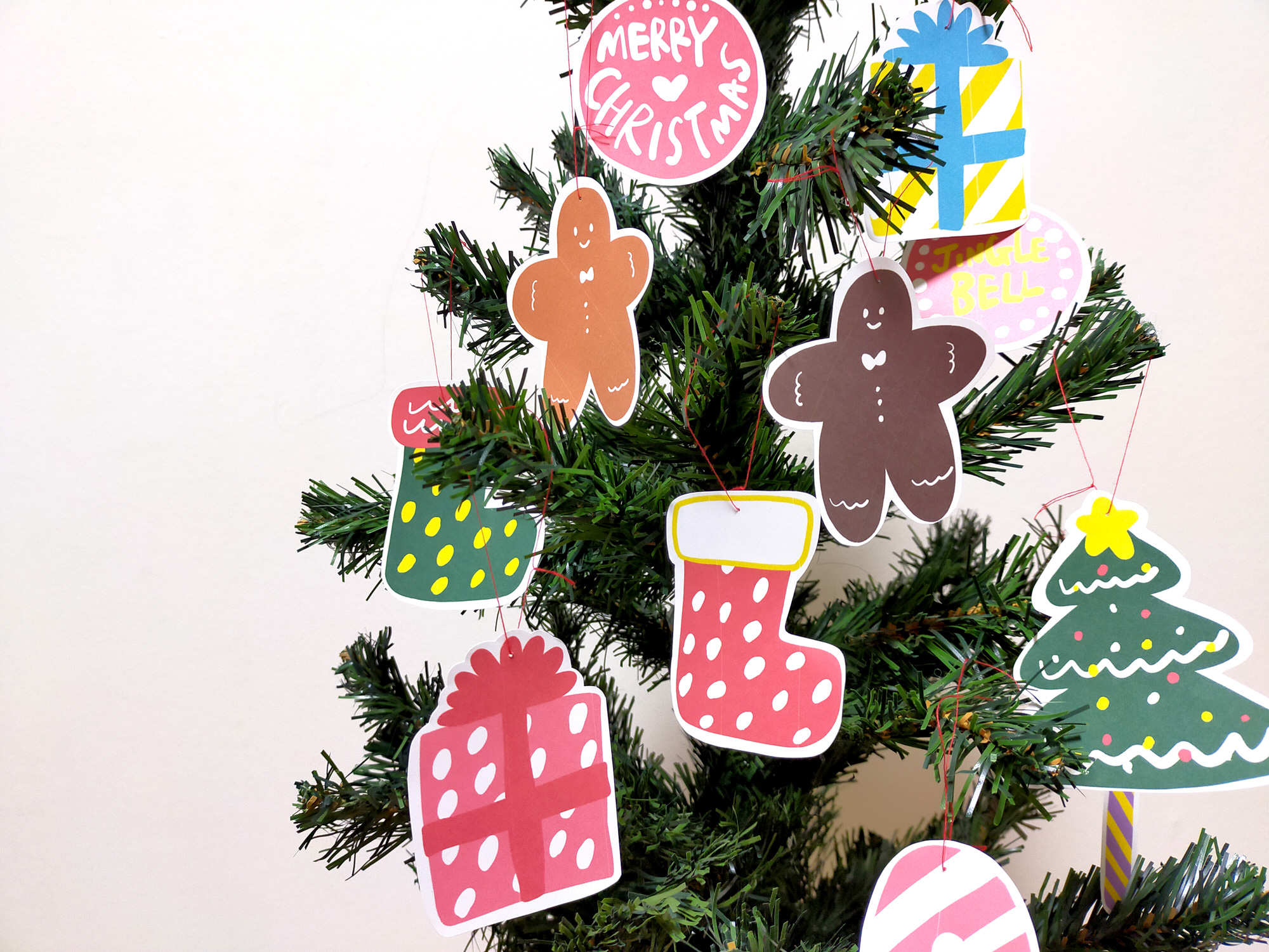 クリスマス飾りオーナメント100均画用紙での作り方！子供も簡単に手作りコタローの日常喫茶