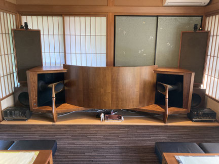 岡崎 茶楽音。』by ccバムセ : 昭和モダン珈琲 茶楽音。ちゃらね - 六名 カフェ食べログ