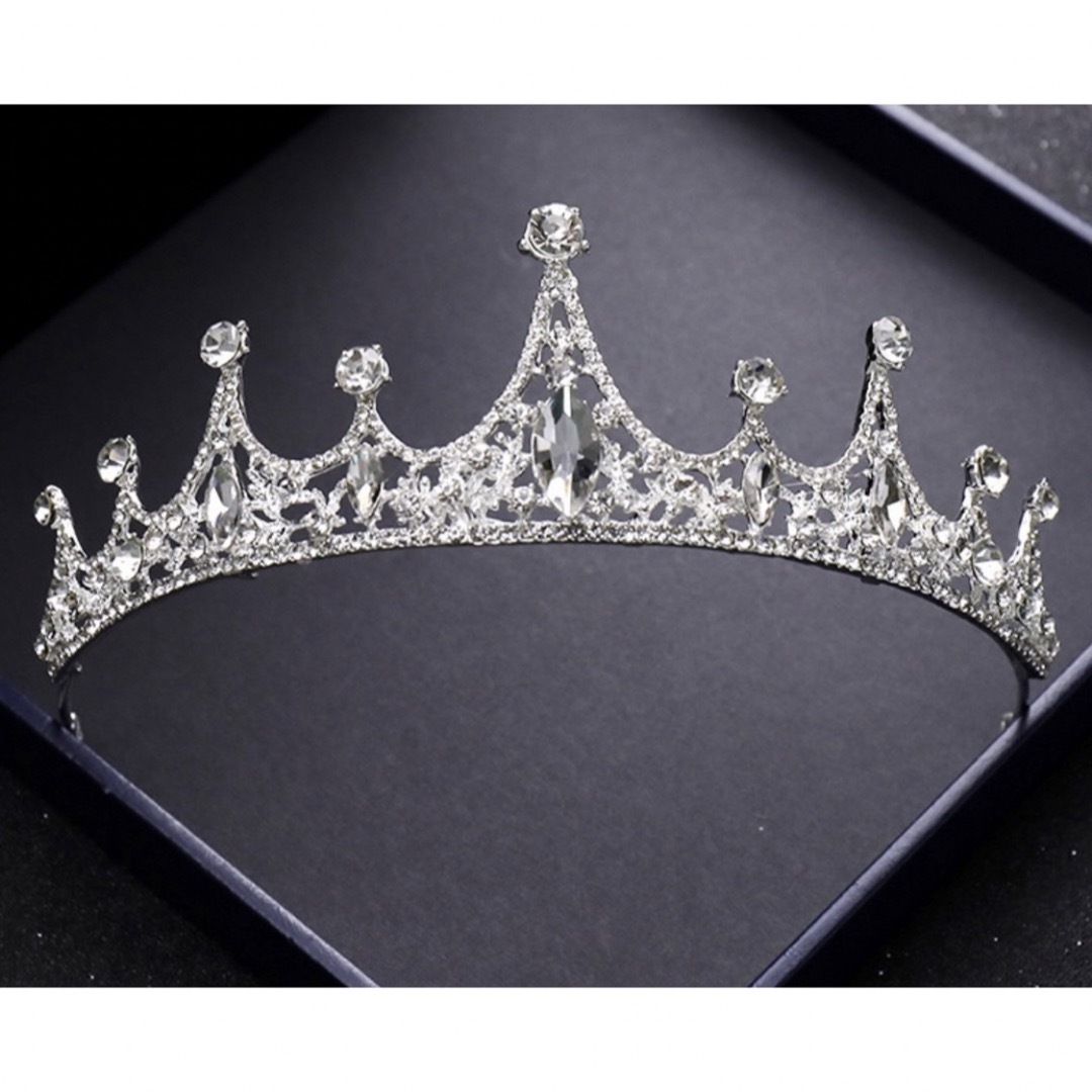 6選!! 盛り髪アレンジ特集👧🏻💖 体育祭や文化祭でかわいく目立つ 盛り髪アレンジをご紹介😼✨ 付け足すだけで一気に華やかになるから是非保存して真似してみてね😳💕💞 🟠photo by⚪️ @_ayanyon_ @riri._25 @_konoha_1110@hanoka_05 @__.sss.k__ @rin_n0514