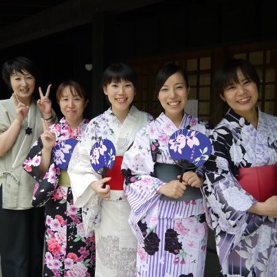 黒川温泉で可愛い浴衣を着て散策しませんか？ユカタキドリ 浴衣レンタル料 パンフレット、クーポン券 入浴券付き 場所:べっちん館時間10:00-16:00 12月末まで。 Instagramで投稿するだけの簡単フォトコン開催中‼️ 選ばれると宿泊券などが当たります✨どんどん投稿し