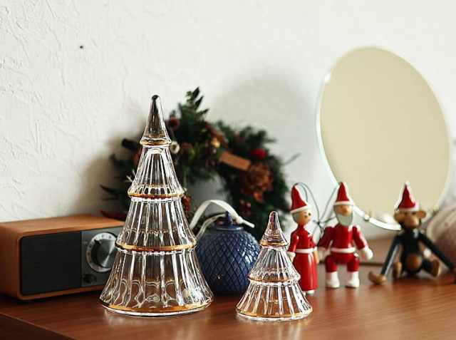 ガラスの星とゴールドボールクリスマスオーナメントでツリー - カラー画像のストックフォトや画像を多数ご用意 - カラー画像, クリスマス, クリスマスの飾り- iStock