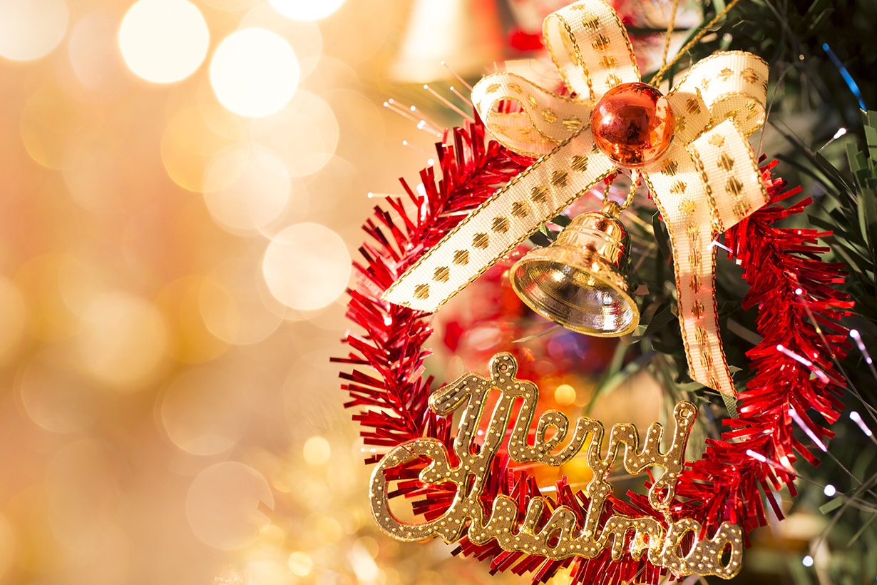 簡単でおしゃれ ！すのこで作るクリスマスツリーをDIYとなりのカインズさん